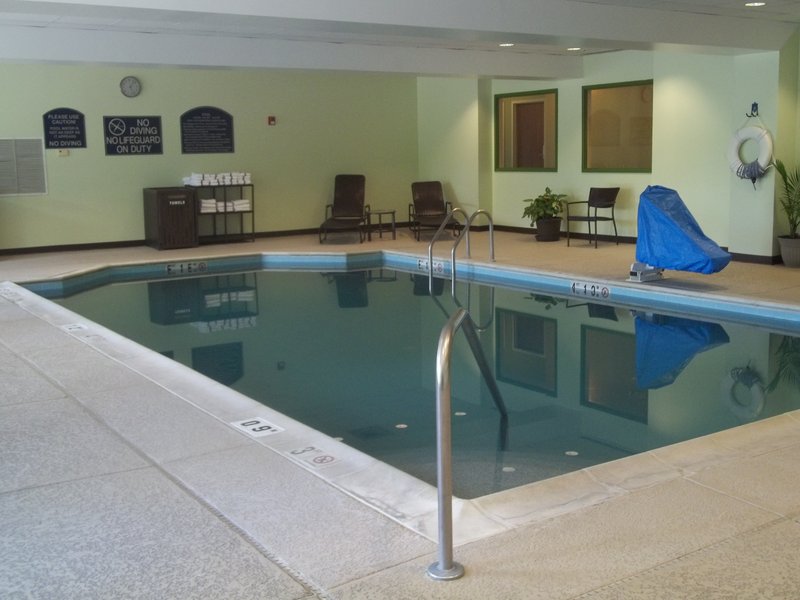 Holiday Inn Express Hotel & Suites Winchester