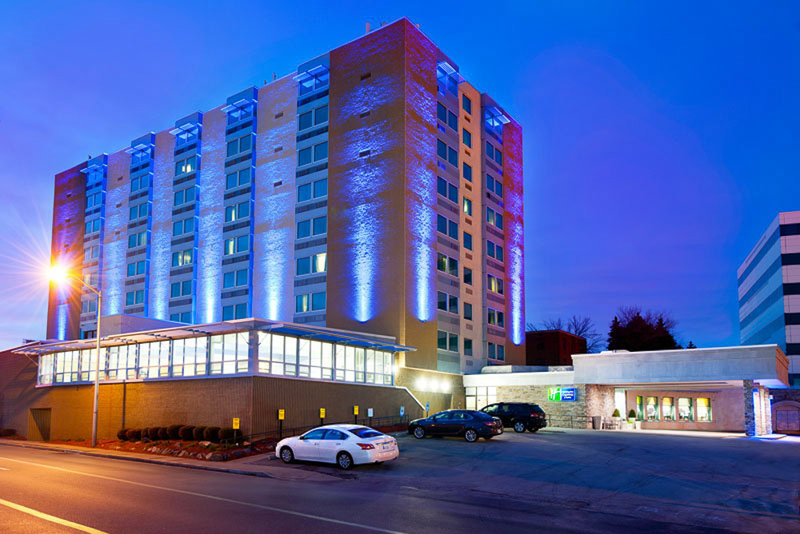 Holiday Inn Express & Suites Pittsburgh West Greentree