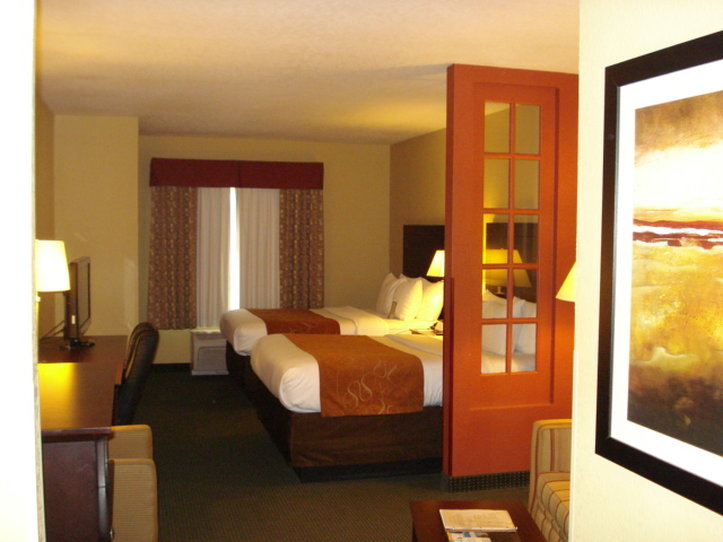 Comfort Suites Orlando Airport