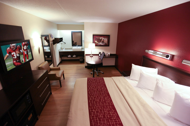 Red Roof Inn Peoria