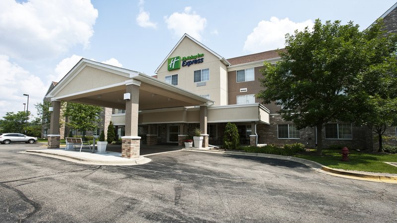 Holiday Inn Express Hotel & Suites Chicago Deerfield / Lincoln