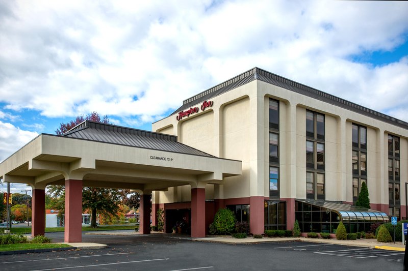 Hampton Inn West Springfield